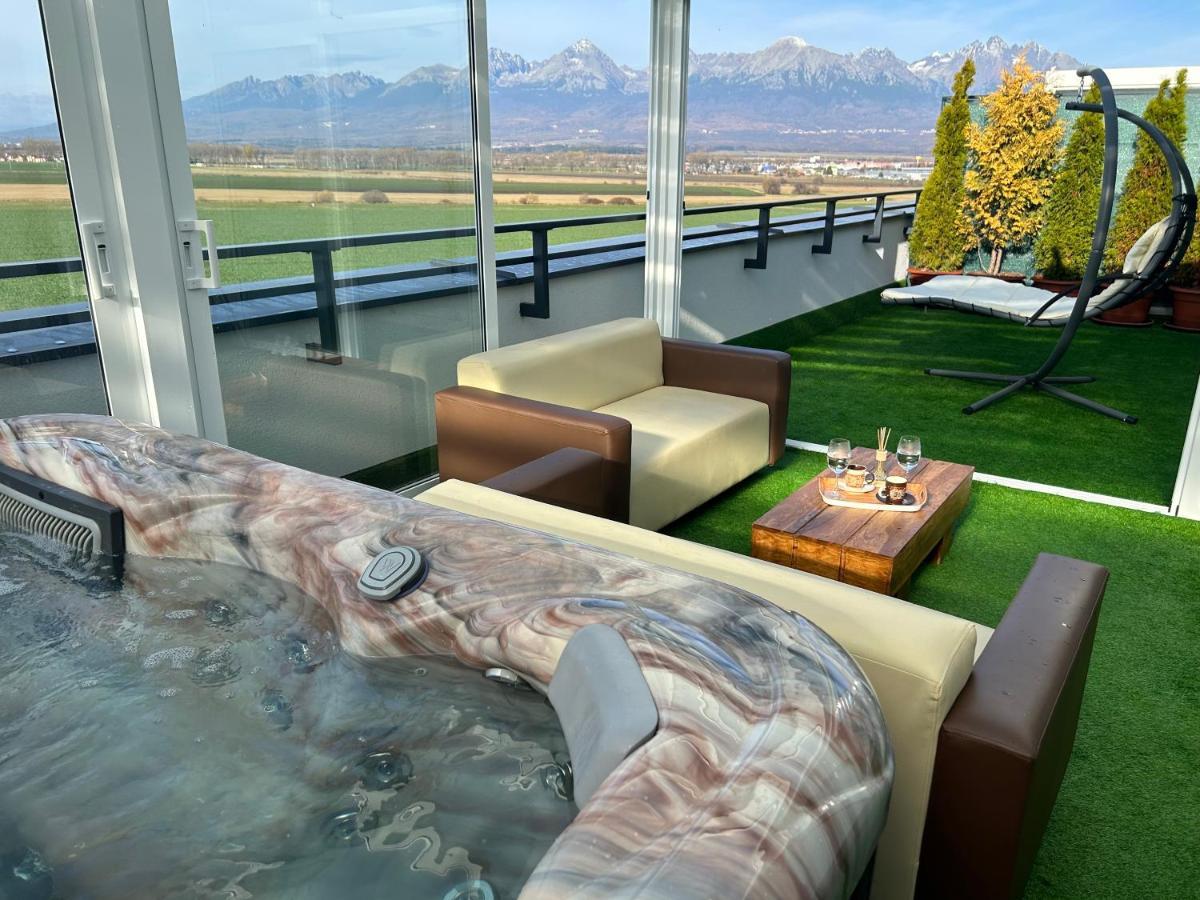 Tatra Billetee Apartman S Luxusnym Vyhladom Na Vysoketatry A Sukromnym Wellness Poprad Exterior foto